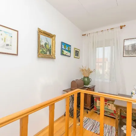 Gabi Apartman Biograd Na Moru