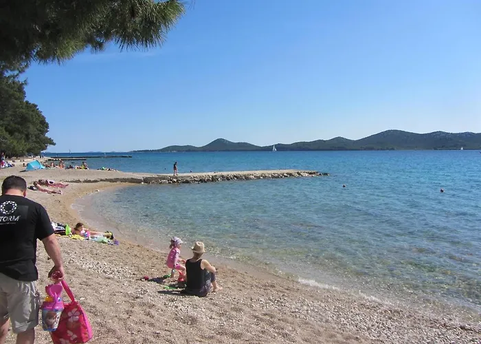 Gabi Biograd Na Moru